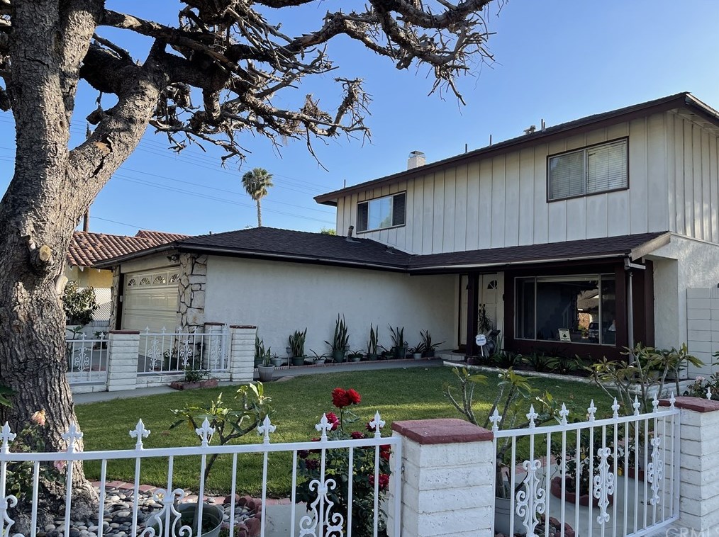 17331 Barnhill Ave, Artesia, CA 90703-2746