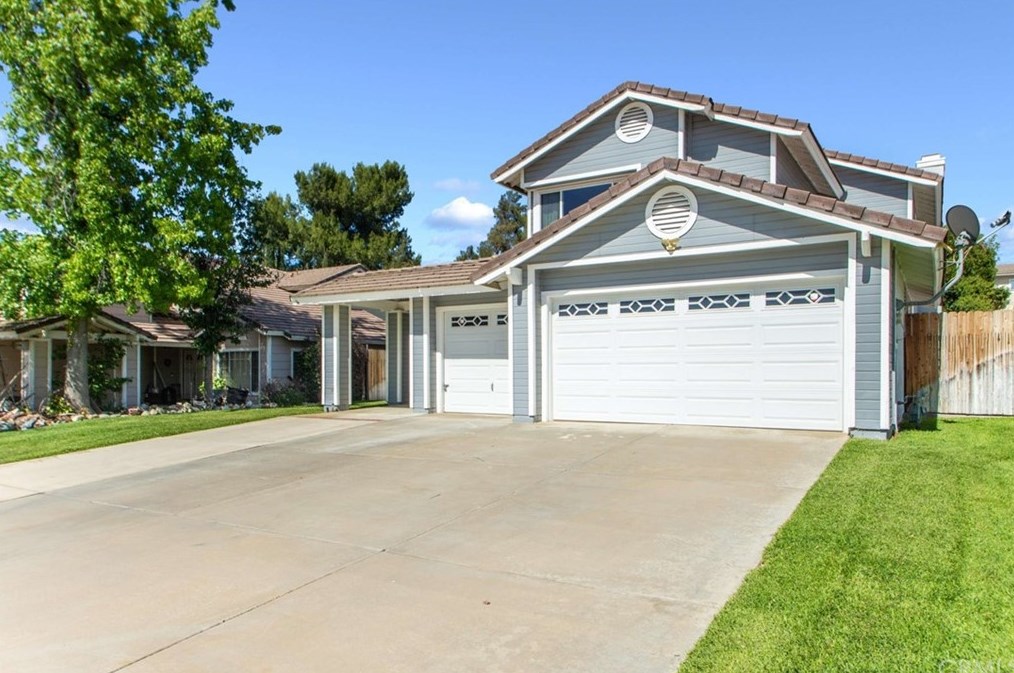 9230 Trovita Cir, Riverside, CA 92508