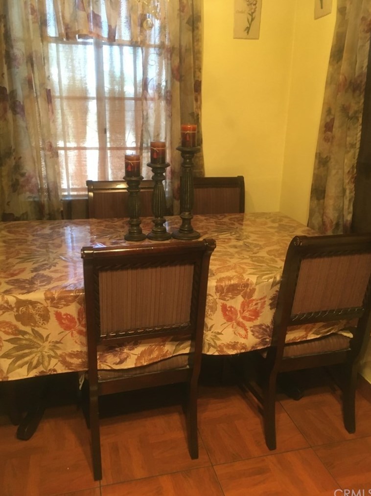 1820 83rd St, Los Angeles CA  90001-4009 exterior