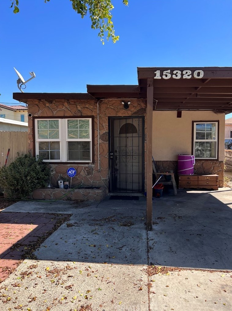 15320 Bellota Ave, Paramount, CA 90723