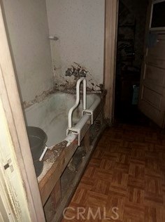 1158 50th St, Los Angeles CA  90011-4214 exterior