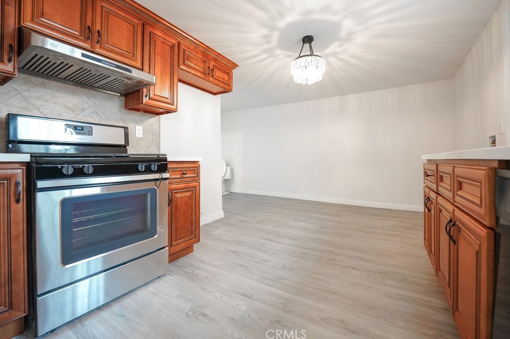 265 45th St, Los Angeles CA  90011-3420 exterior