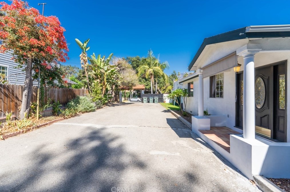 550 Ladera St, Pasadena CA  91104-2248 exterior