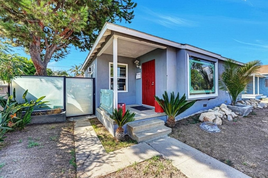 10425 Garfield Ave, South Gate, CA 90280