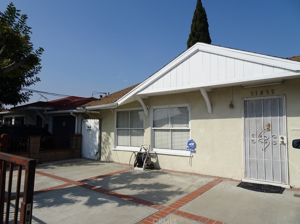 11855 160th St, Norwalk, CA 90650-7154