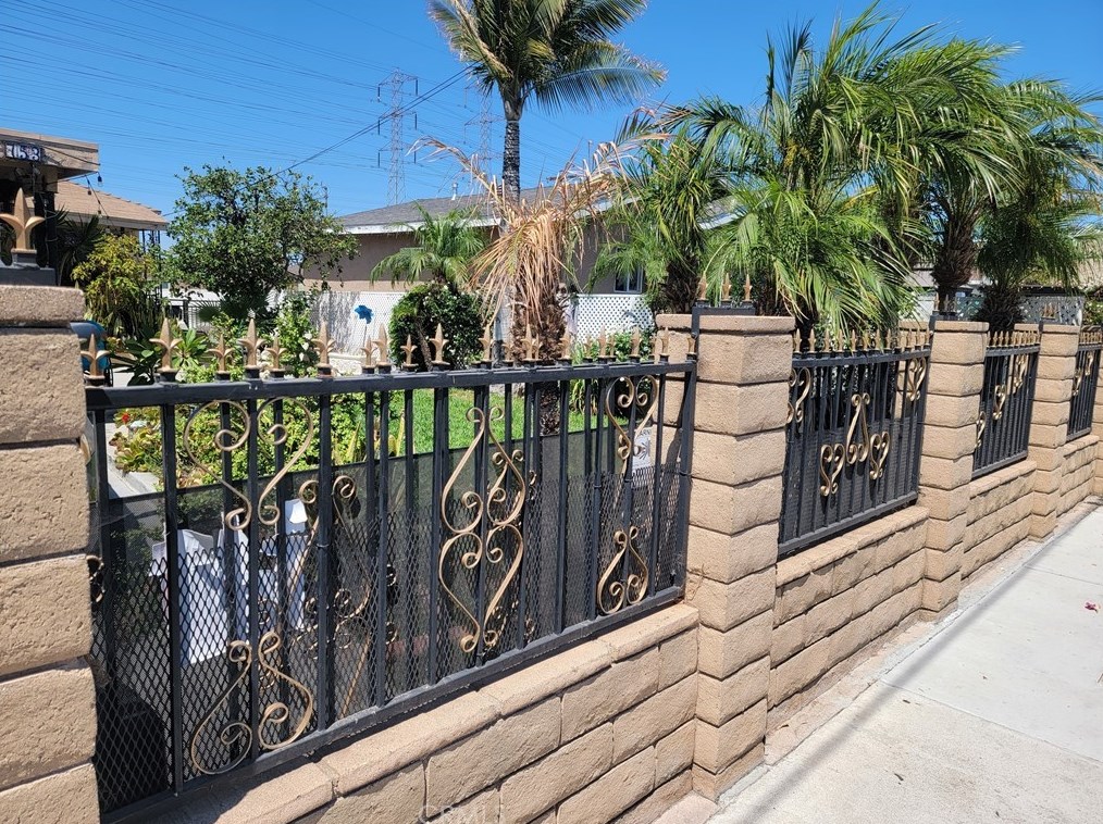 753 Saybrook Ave, Los Angeles CA  90022-3619 exterior