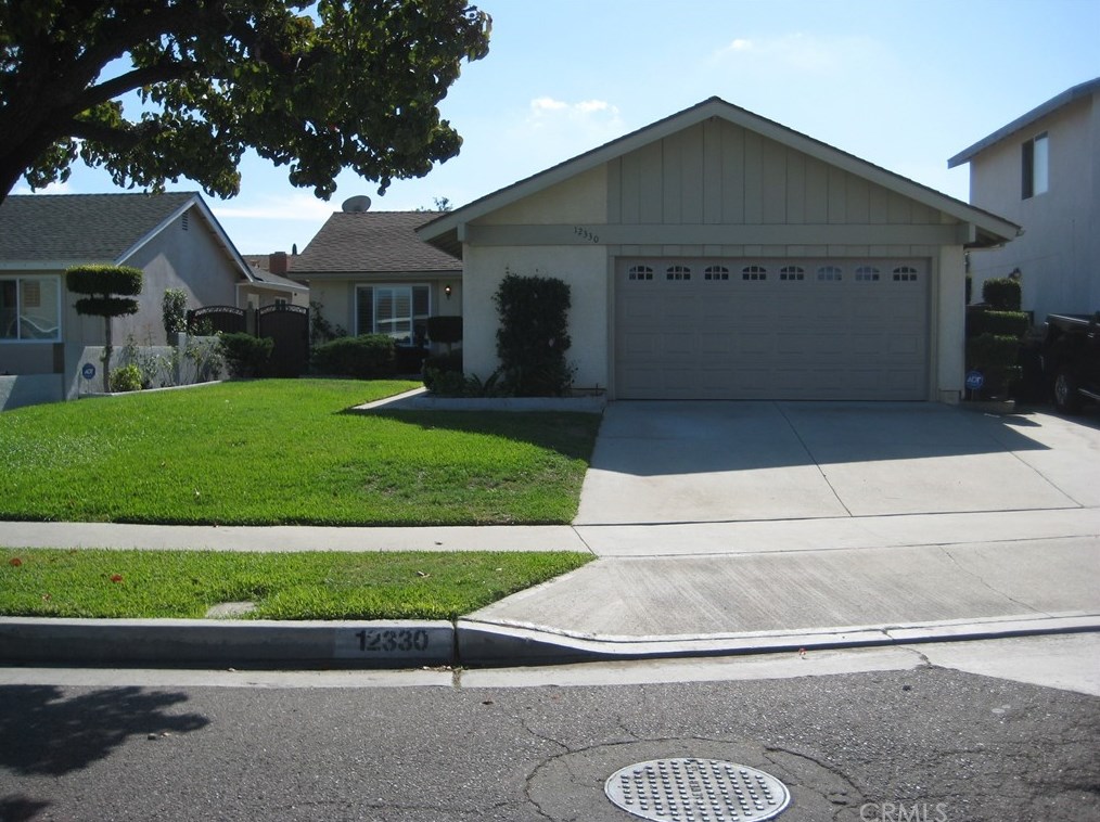 12330 185th St, Artesia, CA 90703