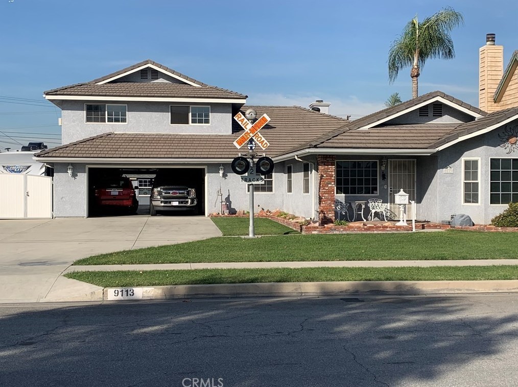 9113 Belmont St, Bellflower, CA 90706