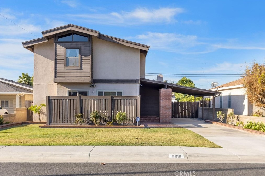 9031 Manzanar Ave, Downey, CA 90240