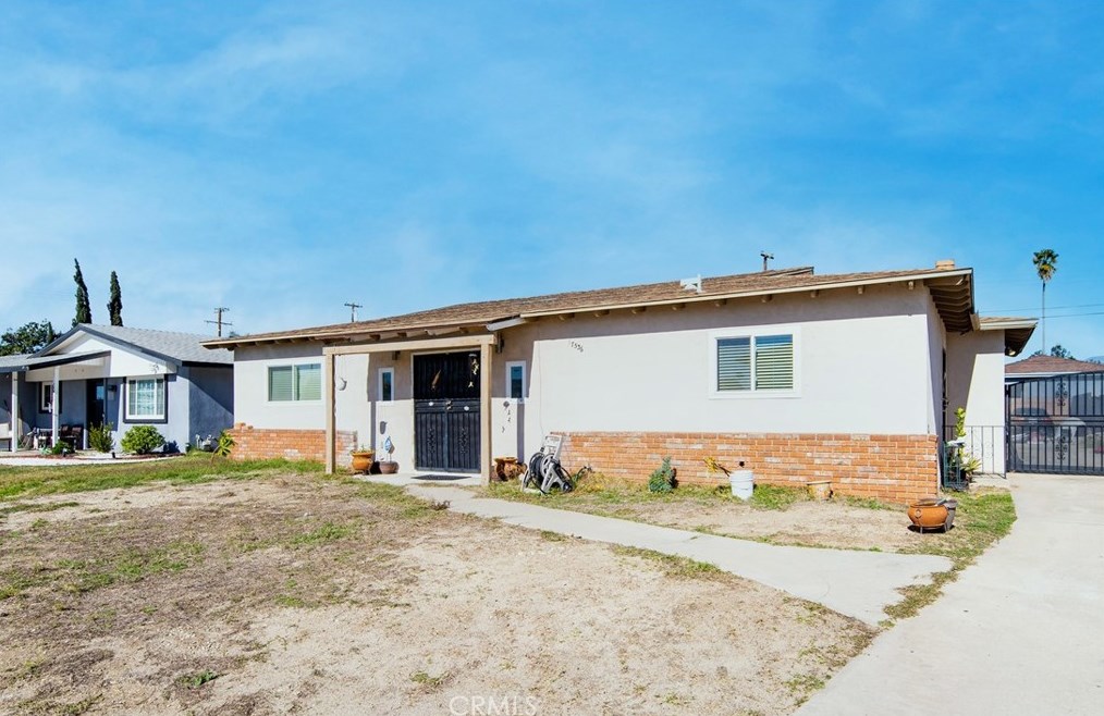 17536 Ivy Ave, Fontana, CA 92335-3706