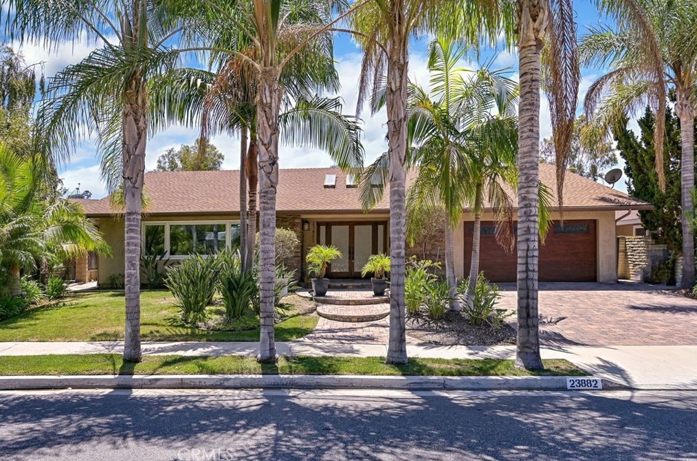 23882 Windmill Ln, Laguna Beach, CA 92677