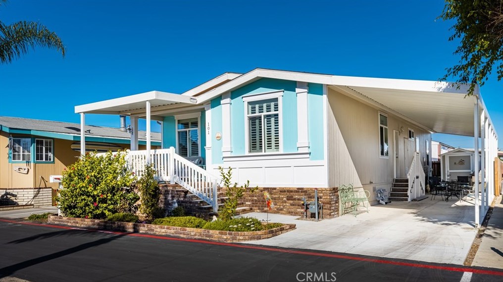 16444 Bolsa Chica #101, Huntington Beach, CA 92649