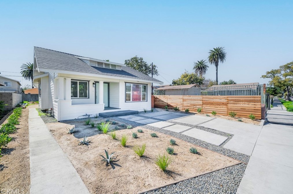 1544 57th St, Los Angeles CA  90011-5024 exterior
