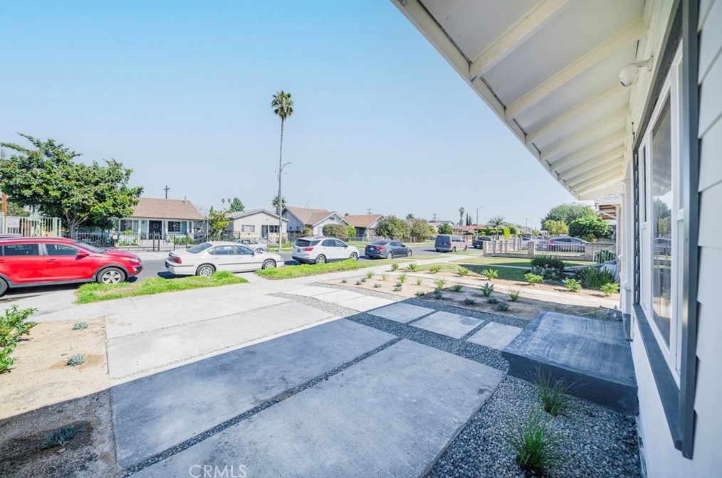 1544 57th St, Los Angeles CA  90011-5024 exterior