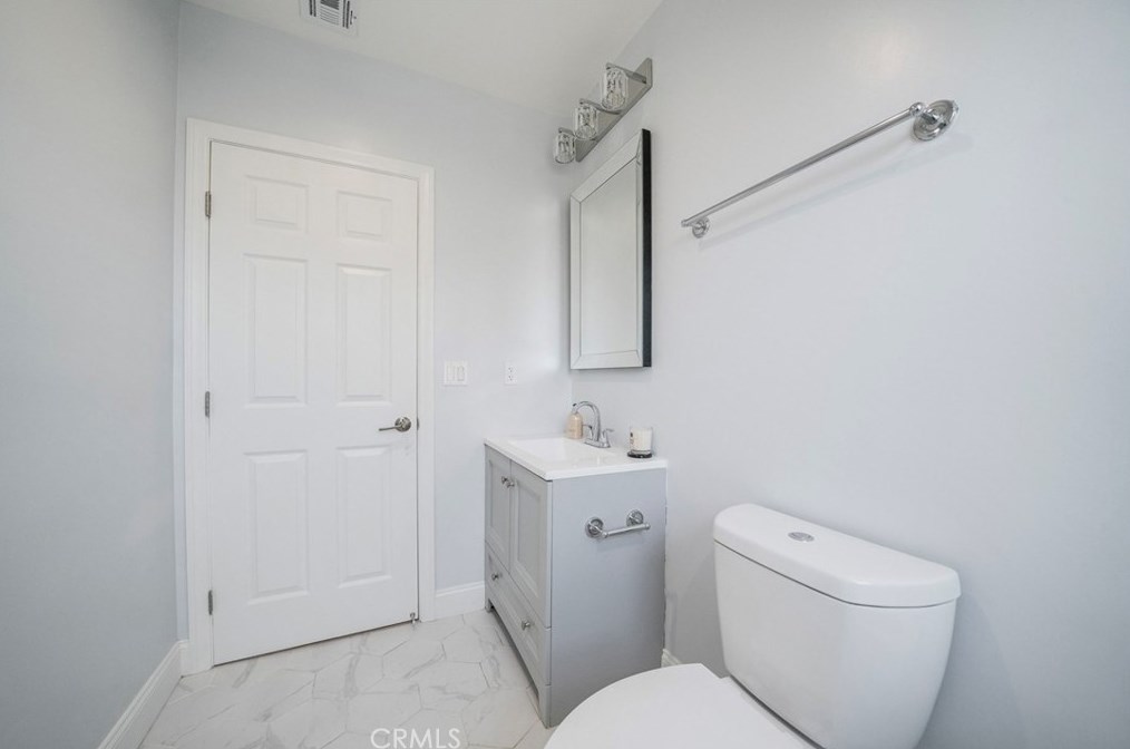 1544 57th St, Los Angeles CA  90011-5024 exterior