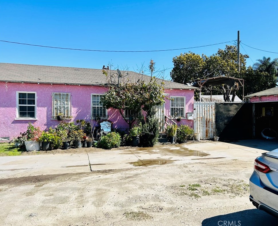 804 E Oaks St, Compton, CA 90221