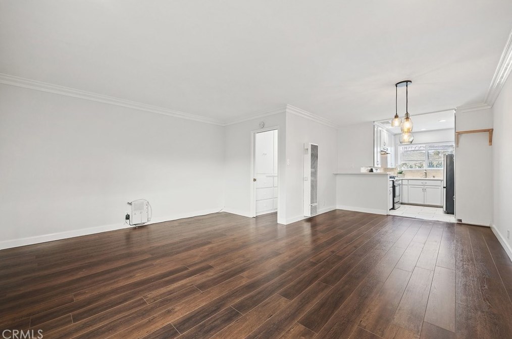 2105 E Ocean Blvd #11, Long Beach, CA 90803