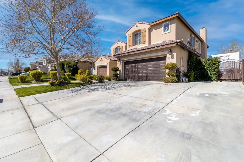38251 Villette St, Palmdale, CA 93552-3433