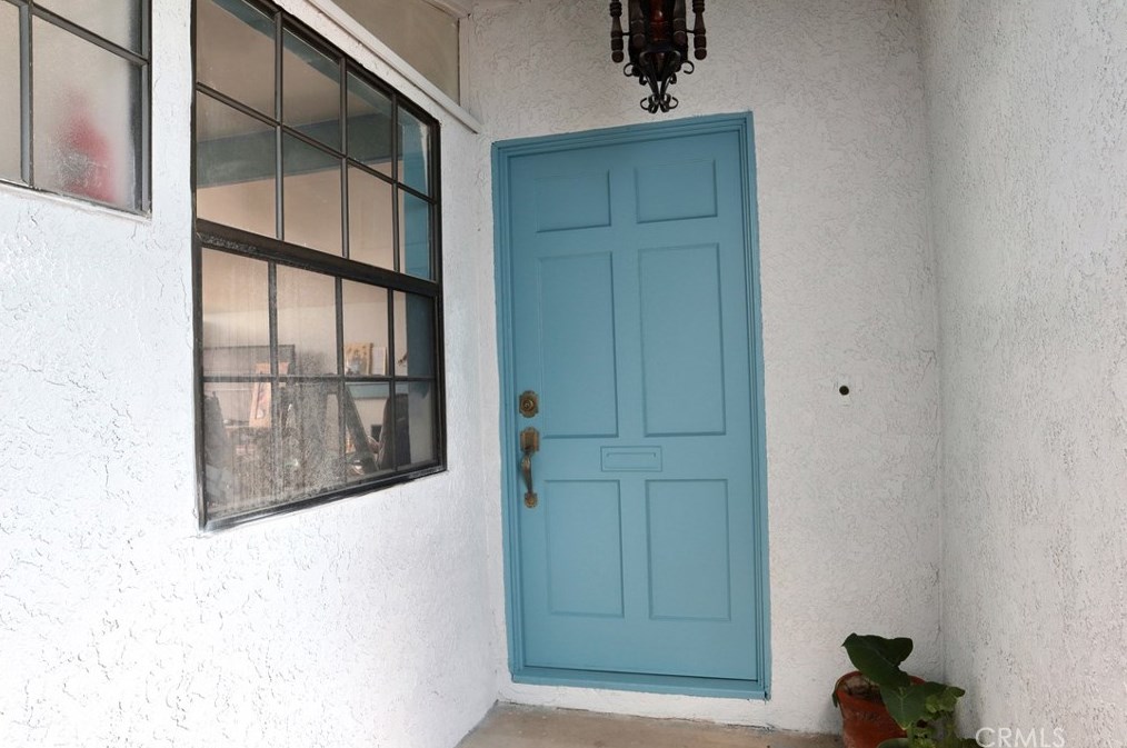 7108 Fillmore Dr, Buena Park, CA 90620