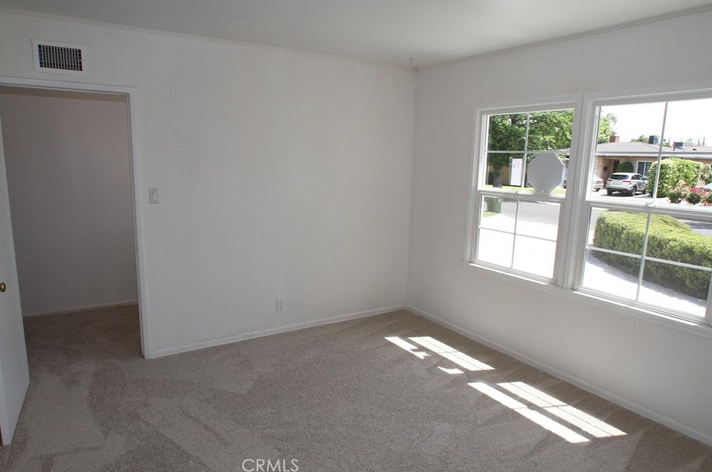 7419 Donna Ave, Los Angeles CA  91335-2508 exterior