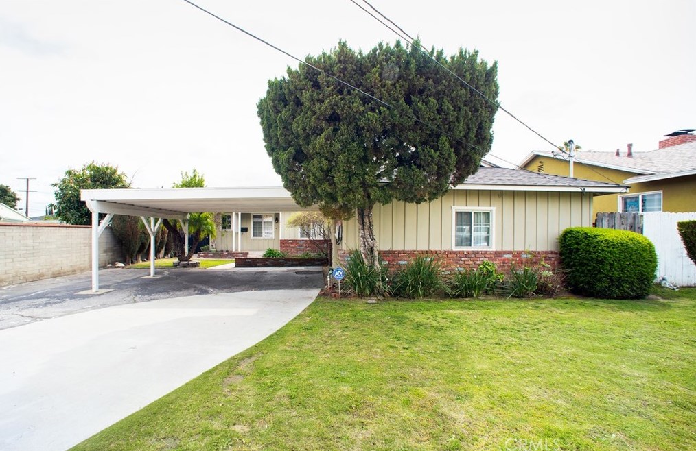 10914 Lemay St, North Hollywood, CA 91606-2027