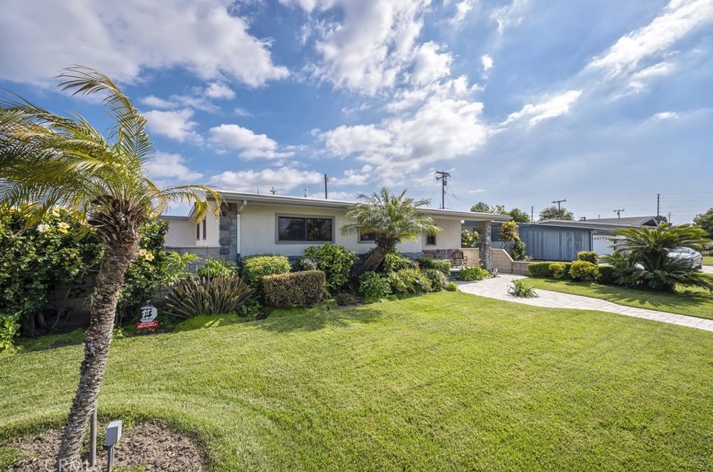 9458 Hoback St, Bellflower, CA 90706