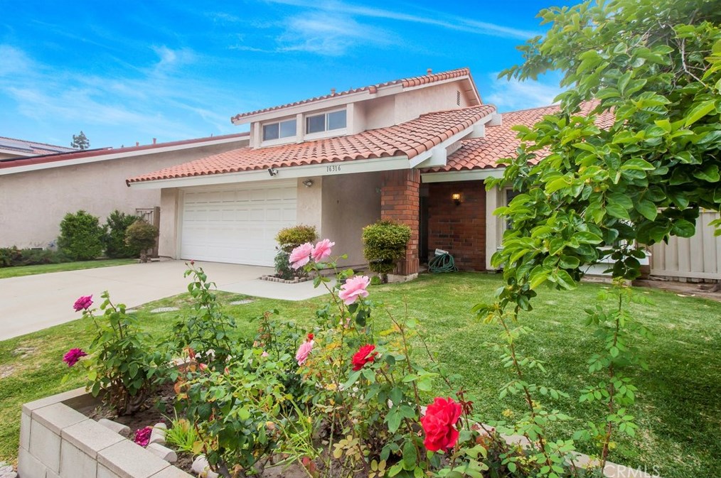 16316 Stone Grove Ln, Artesia, CA 90703