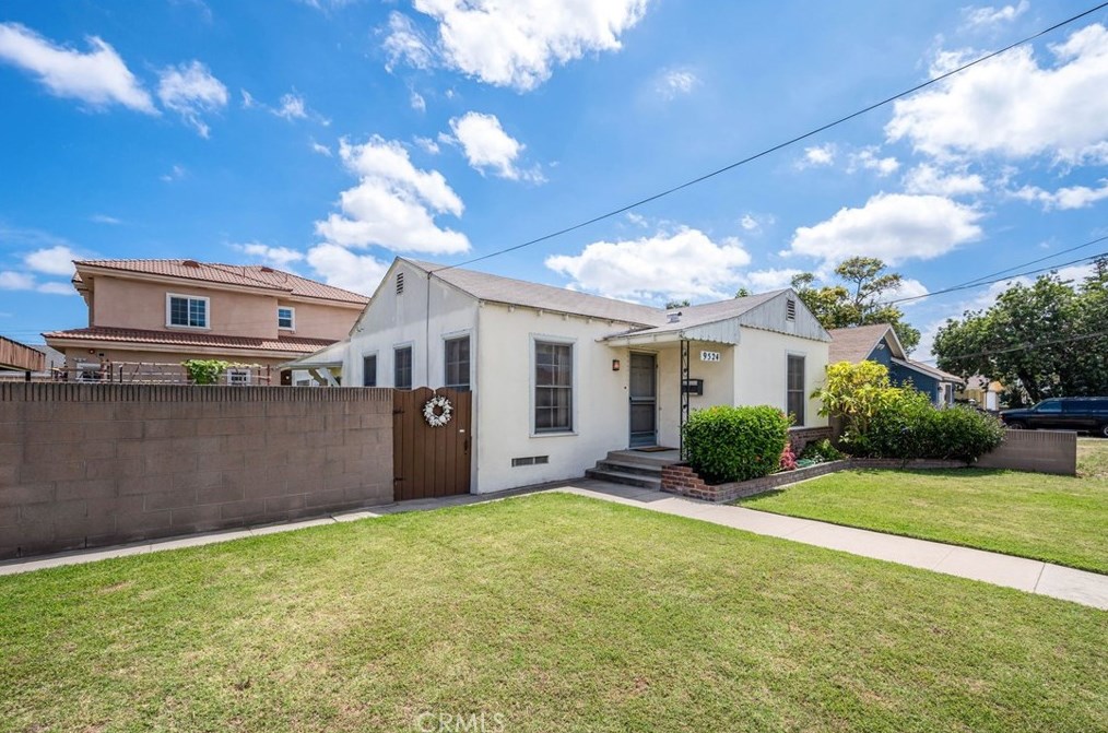 9524 Ives St, Bellflower, CA 90706