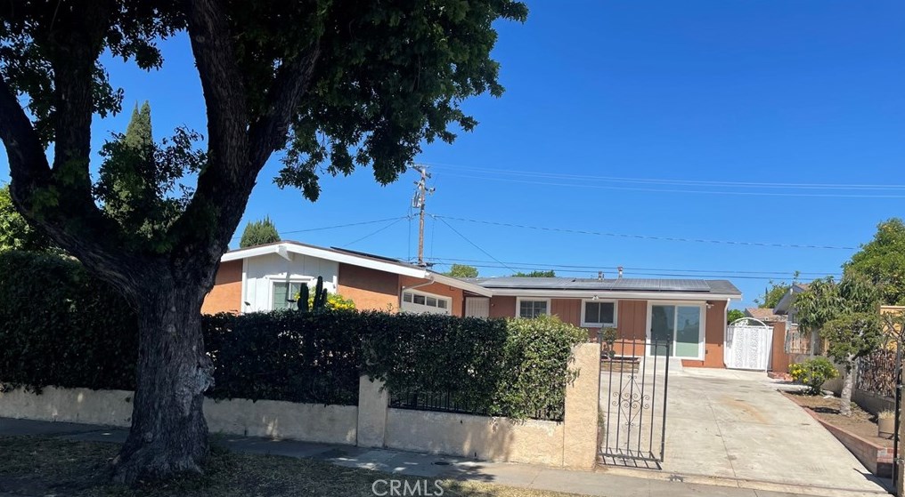 411 S Spruce St, Santa Ana, CA 92703