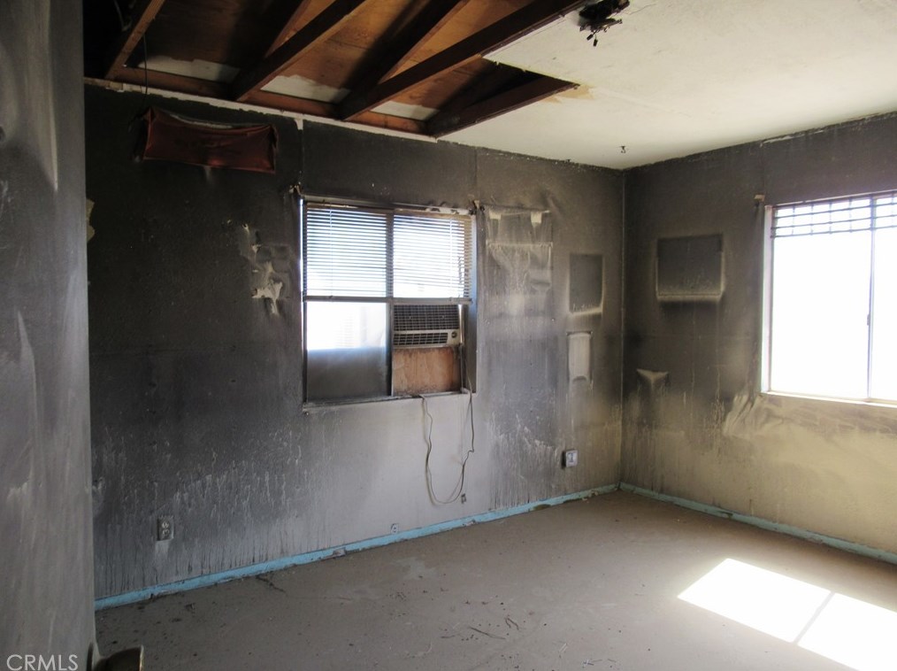 64654 Sun Mesa Rd, Joshua Tree CA  92252-4434 exterior