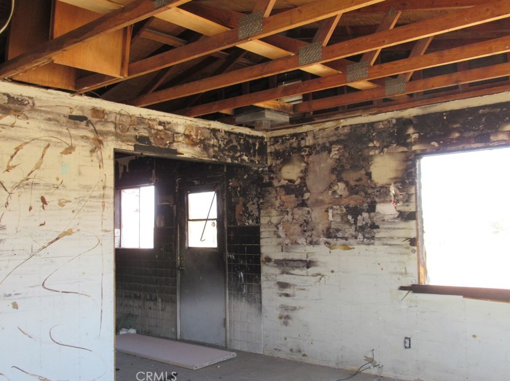 64654 Sun Mesa Rd, Joshua Tree CA  92252-4434 exterior