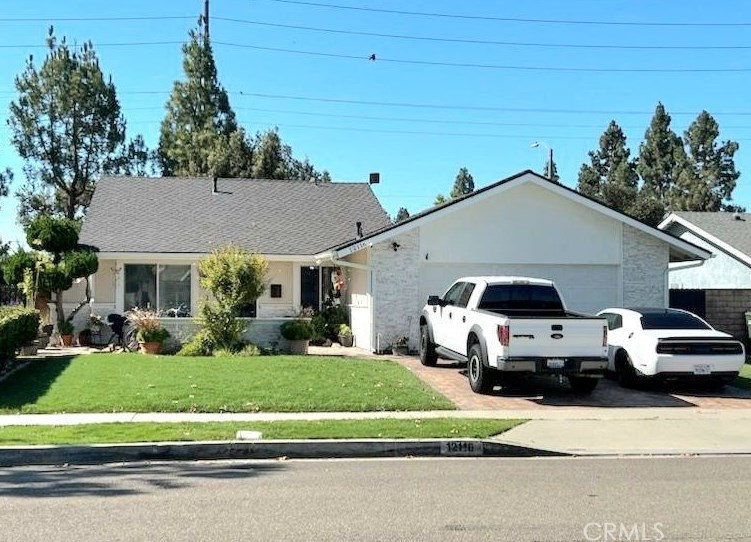 12116 Eastman St, Artesia, CA 90703-6927
