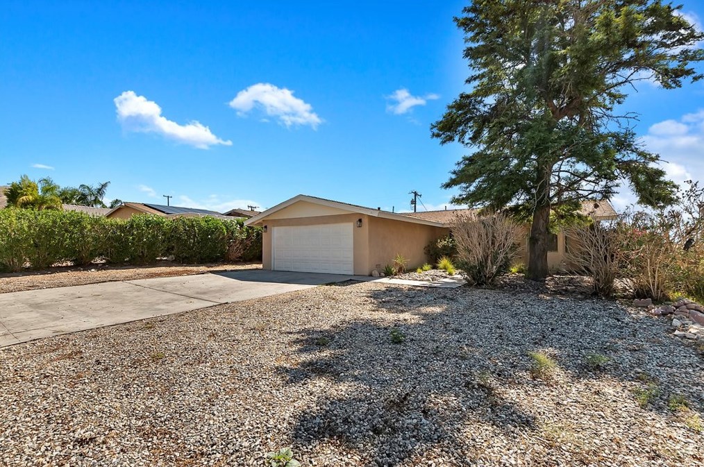 13760 Quinta Way, Desert Hot Springs, CA 92240