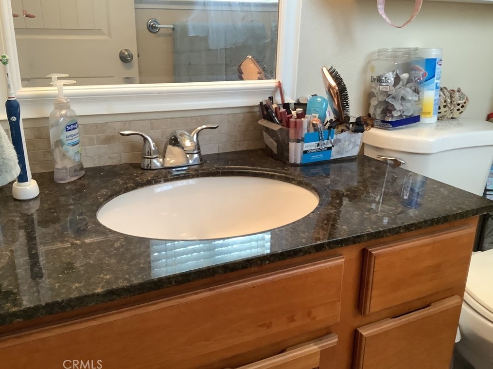 1632 Caulfield Ln, Petaluma CA  94954-4552 exterior
