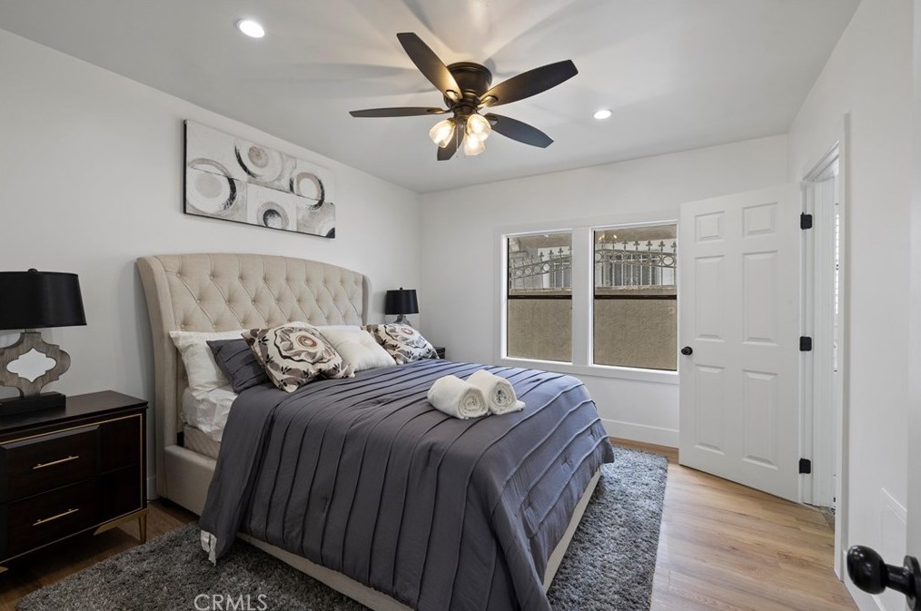 5415 8th Ave, Los Angeles CA  90043-2517 exterior