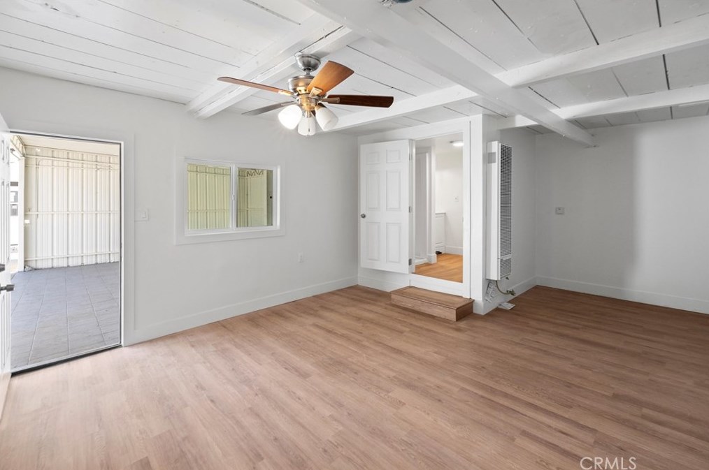 5415 8th Ave, Los Angeles CA  90043-2517 exterior