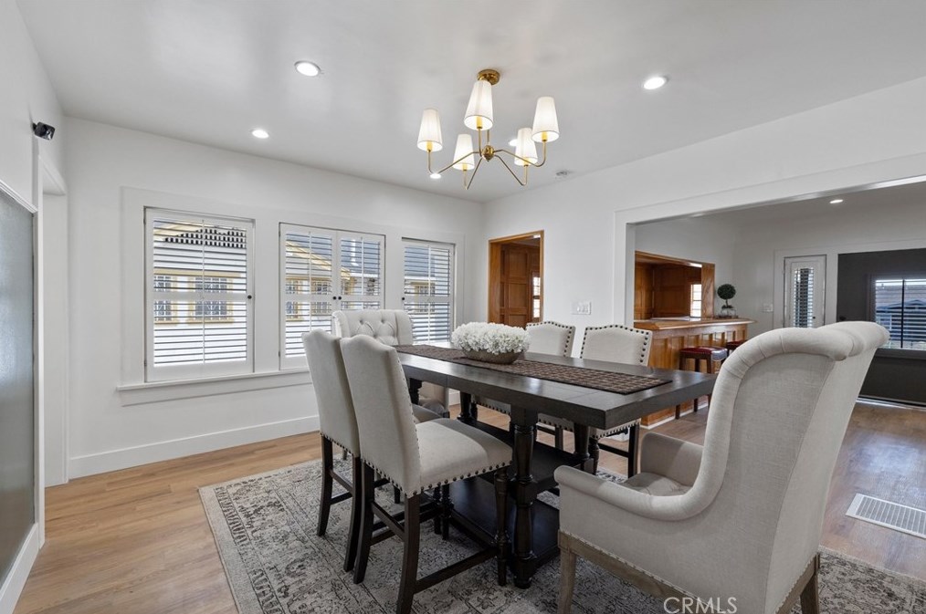 5415 8th Ave, Los Angeles CA  90043-2517 exterior