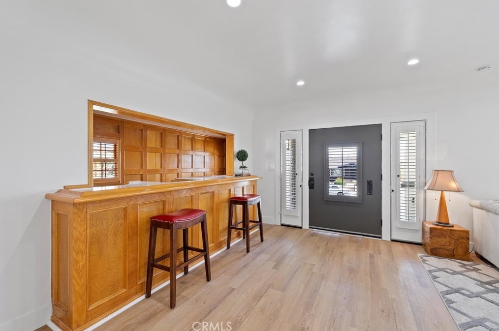 5415 8th Ave, Los Angeles CA  90043-2517 exterior