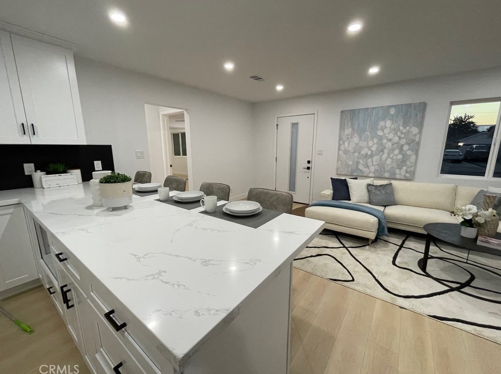 6006 Whitewood Ave, Lakewood, CA 90712