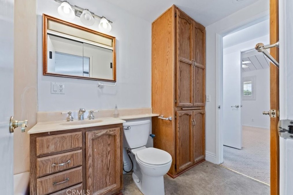 13121 Bona Vista Ln, La Mirada CA  90638-1807 exterior