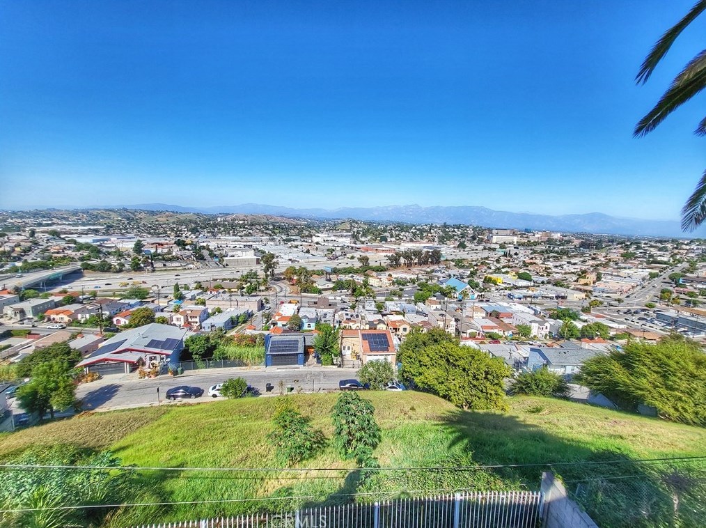 3976 Dwiggins St, Los Angeles CA  90063-1716 exterior