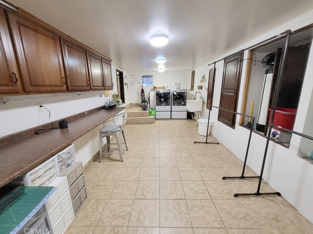 3976 Dwiggins St, Los Angeles CA  90063-1716 exterior