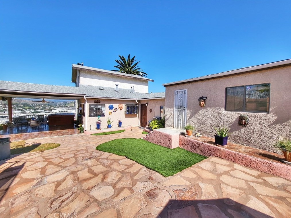 3976 Dwiggins St, Los Angeles, CA 90063-1716