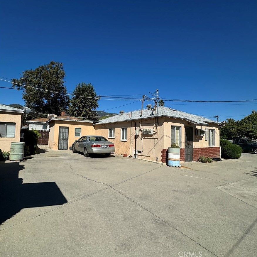 3952 N H St, San Bernardino, CA 92407