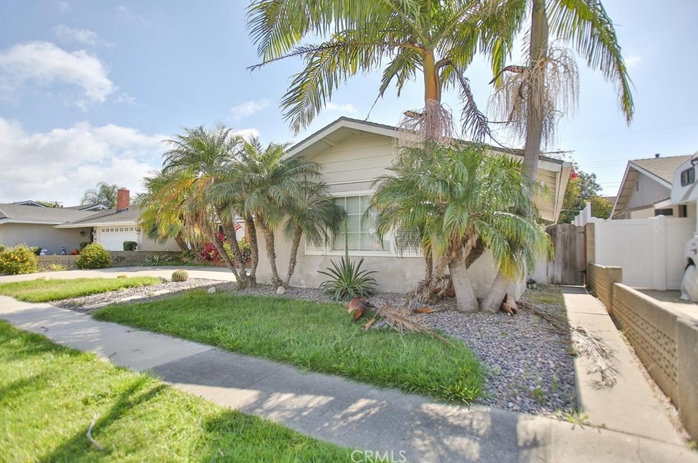 5282 Cornell Ave, Westminster, CA 92683-2719