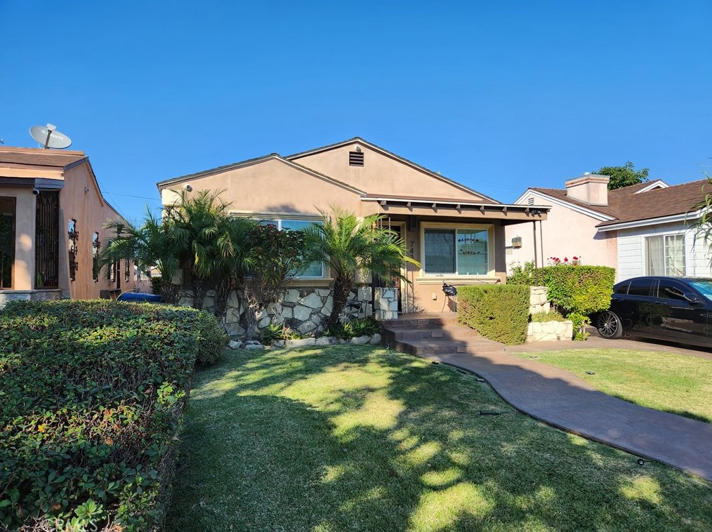 743 95th St, Los Angeles, CA 90044-4711