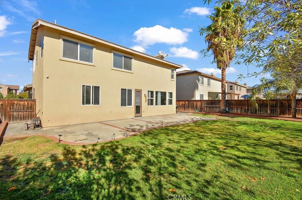 27655 Gladstone Dr, Moreno Valley CA  92555-5828 exterior