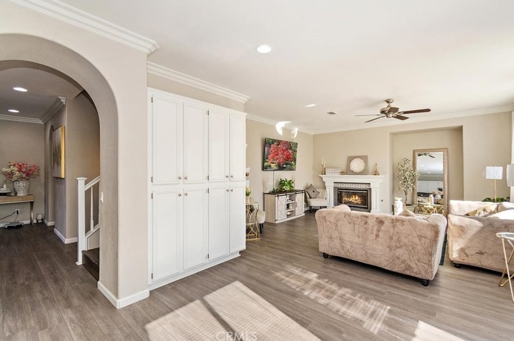 27655 Gladstone Dr, Moreno Valley CA  92555-5828 exterior