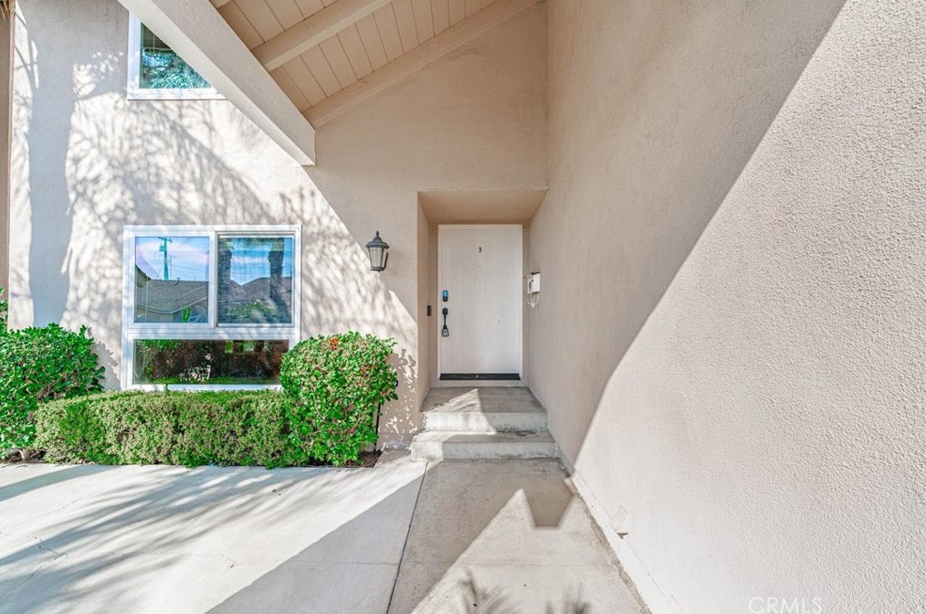 6147 James Alan St, Cypress CA  90630-3929 exterior