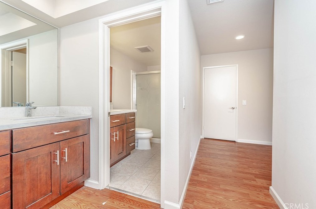 6147 James Alan St, Cypress CA  90630-3929 exterior